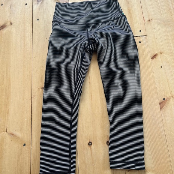 Lulu lemon leggings - Picture 1 of 2